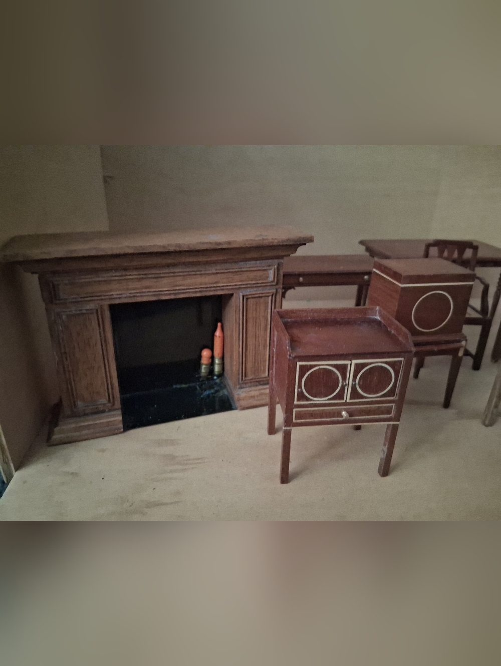 Vintage 1980s Miniature Wooden Dollhouse Living Room Furniture Set - Picture 2 of 9